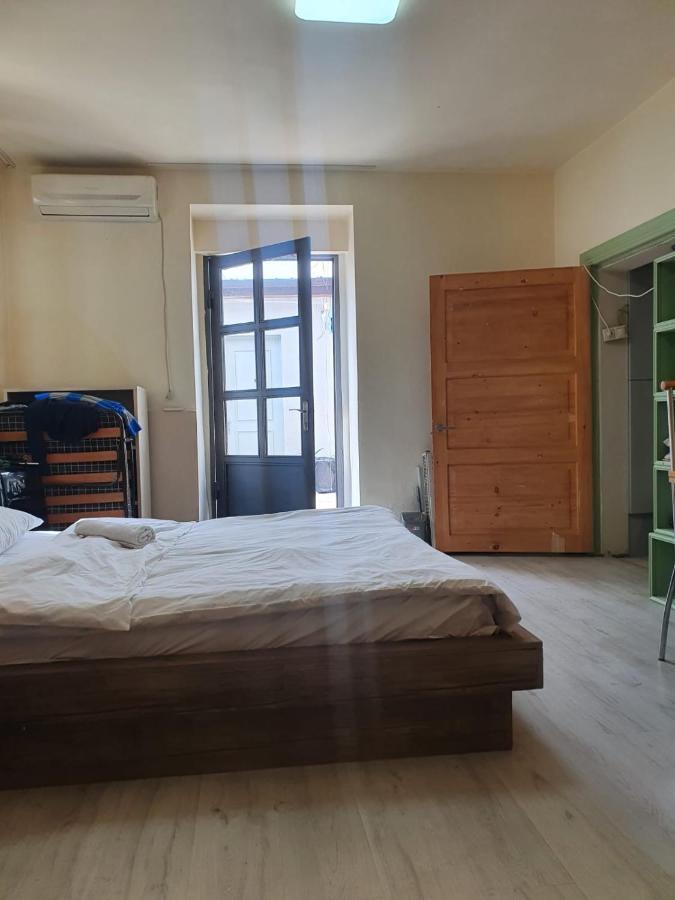 Guest House Zemeli Tbilissi Extérieur photo