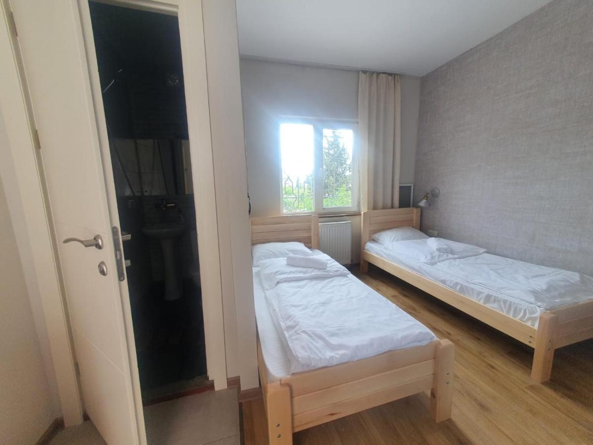 Guest House Zemeli Tbilissi Extérieur photo