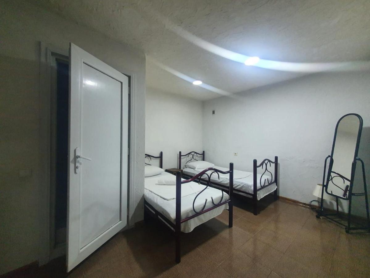 Guest House Zemeli Tbilissi Extérieur photo
