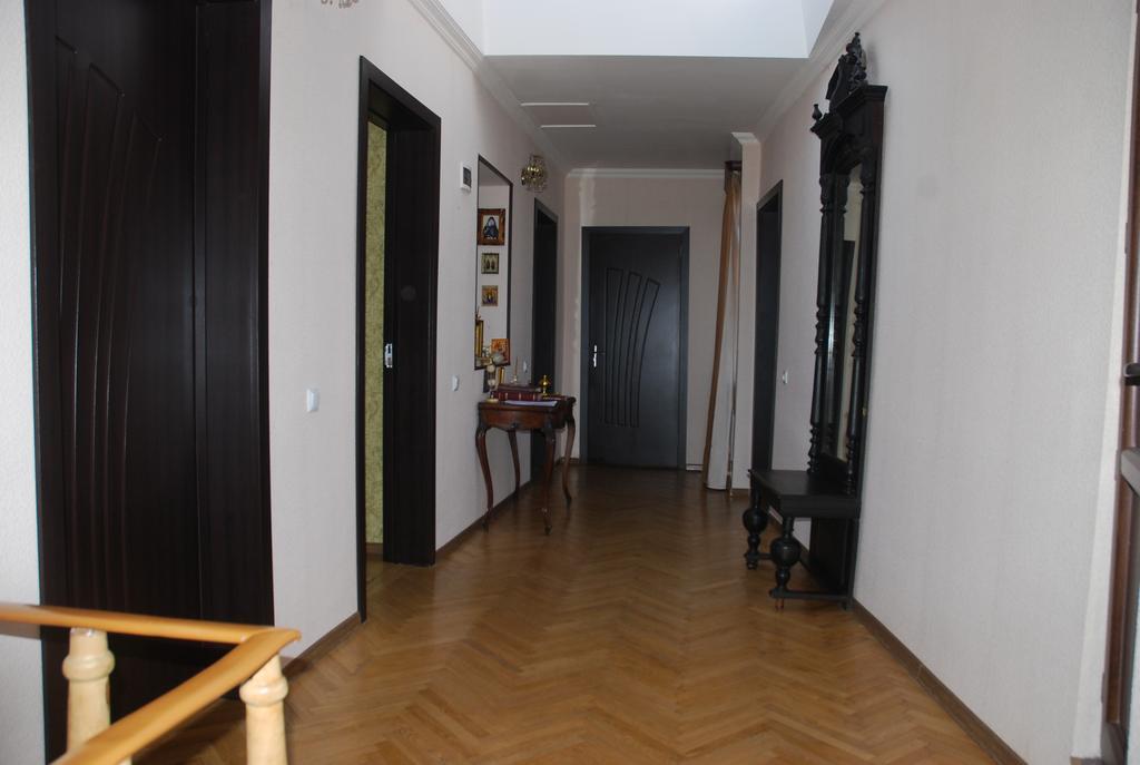 Guest House Zemeli Tbilissi Extérieur photo
