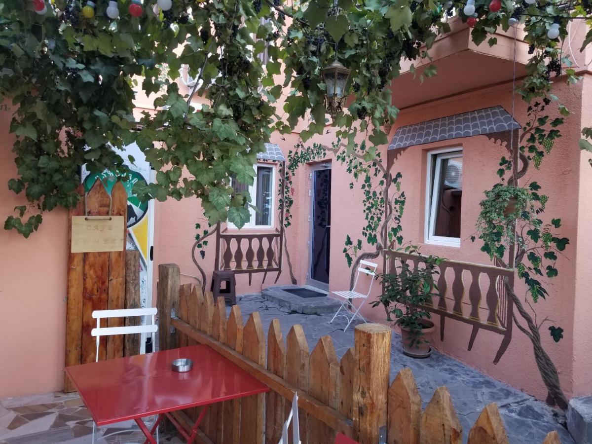Guest House Zemeli Tbilissi Extérieur photo